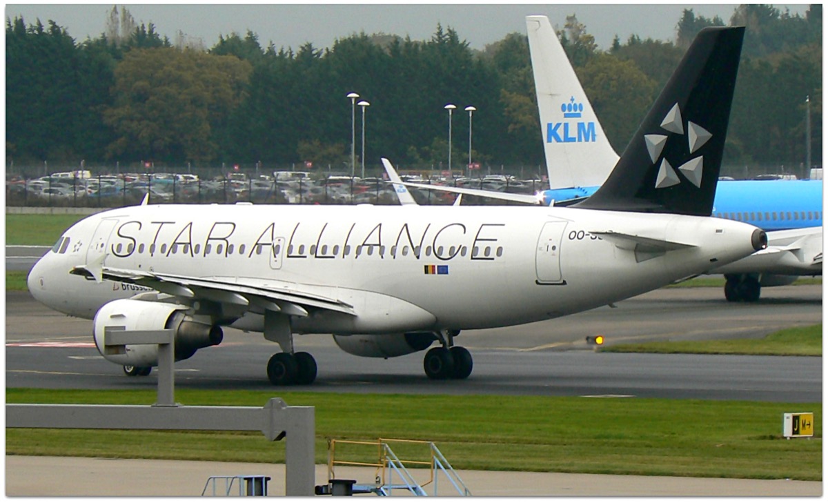 airBaltic flygplan